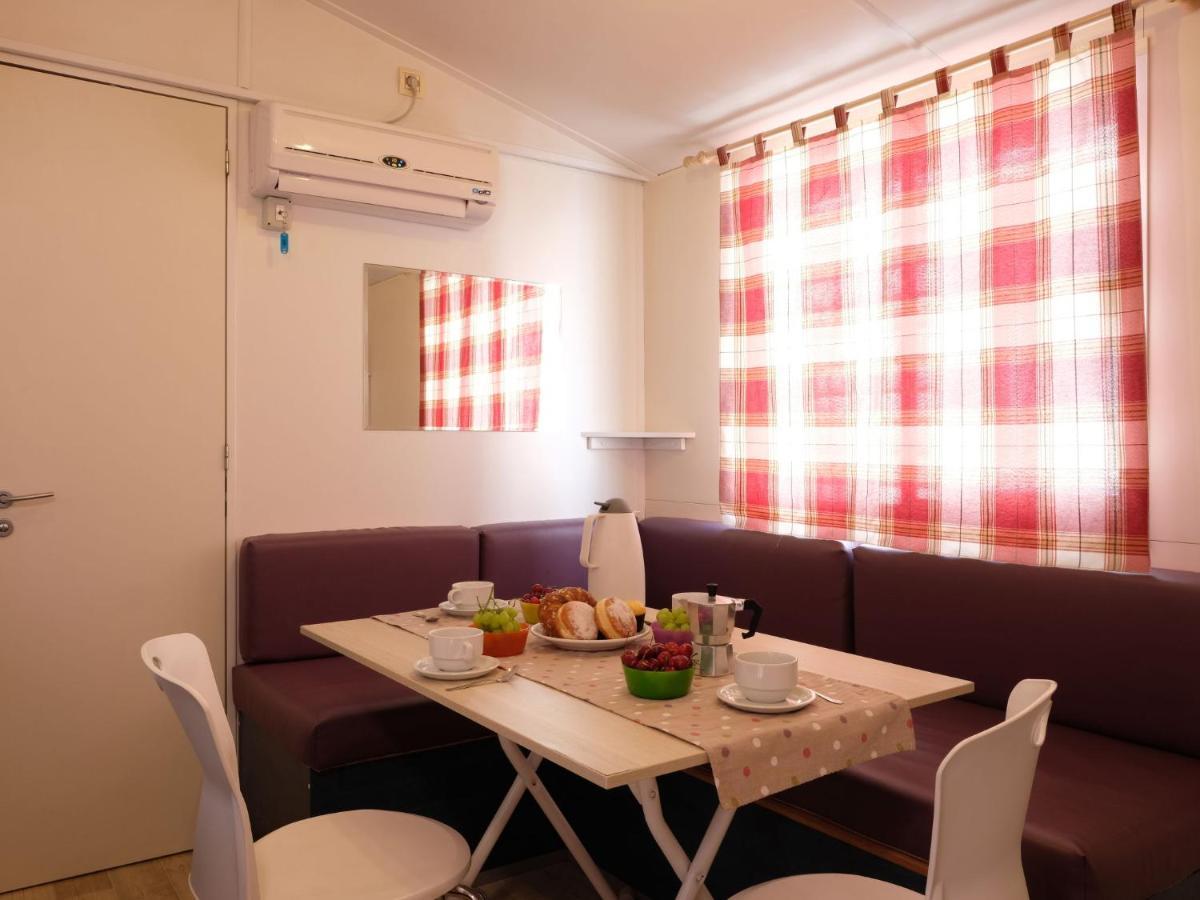 Holiday Home Camping Thurium By Interhome Маріна-ді-Ск'явонеа Екстер'єр фото